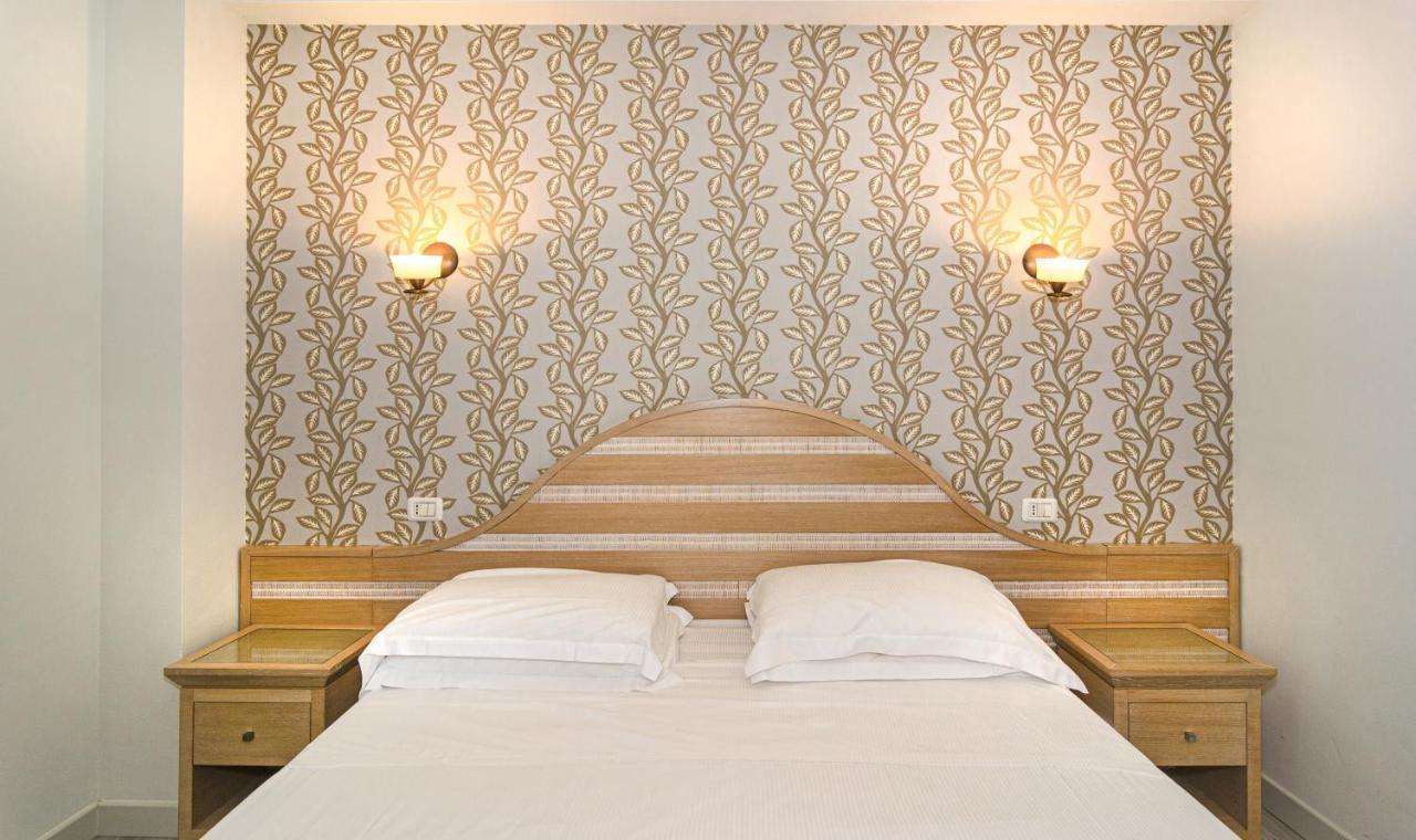 Hotel Nedy Marina di Massa Luaran gambar