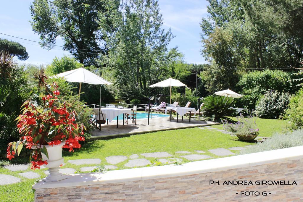 Hotel Nedy Marina di Massa Luaran gambar