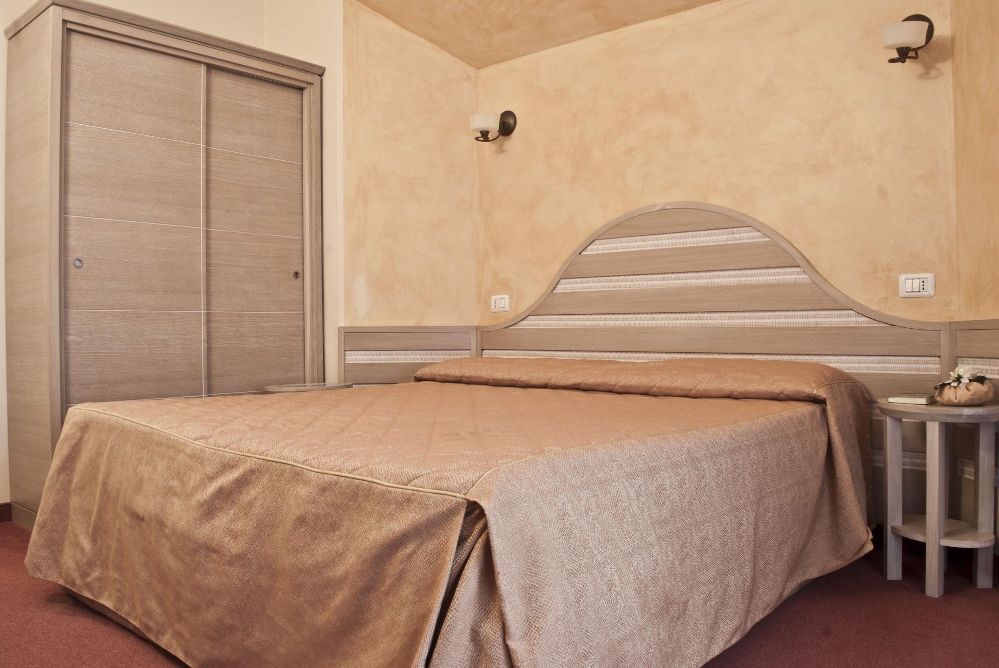 Hotel Nedy Marina di Massa Luaran gambar
